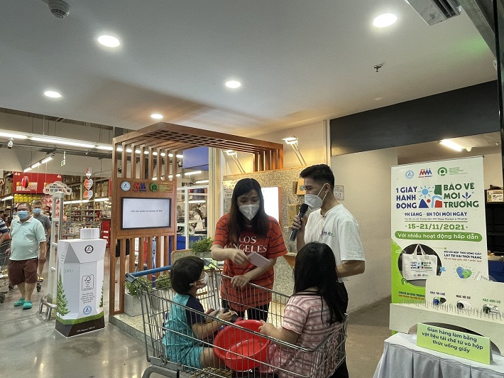 tai-khoi-dong-chuong-trinh-thu-gom-vo-hop-giay-tai-cac-sieu-thi-mega-market-o-ha-noi-va-tp-ho-chi-minh