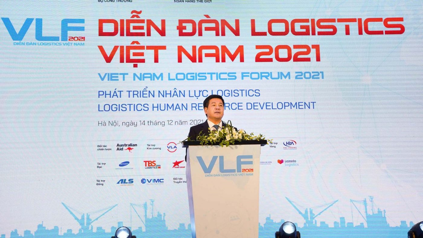 dien-dan-logistics-viet-nam-2021-uu-tien-phat-trien-nhan-luc-va-tap-doan-logistics
