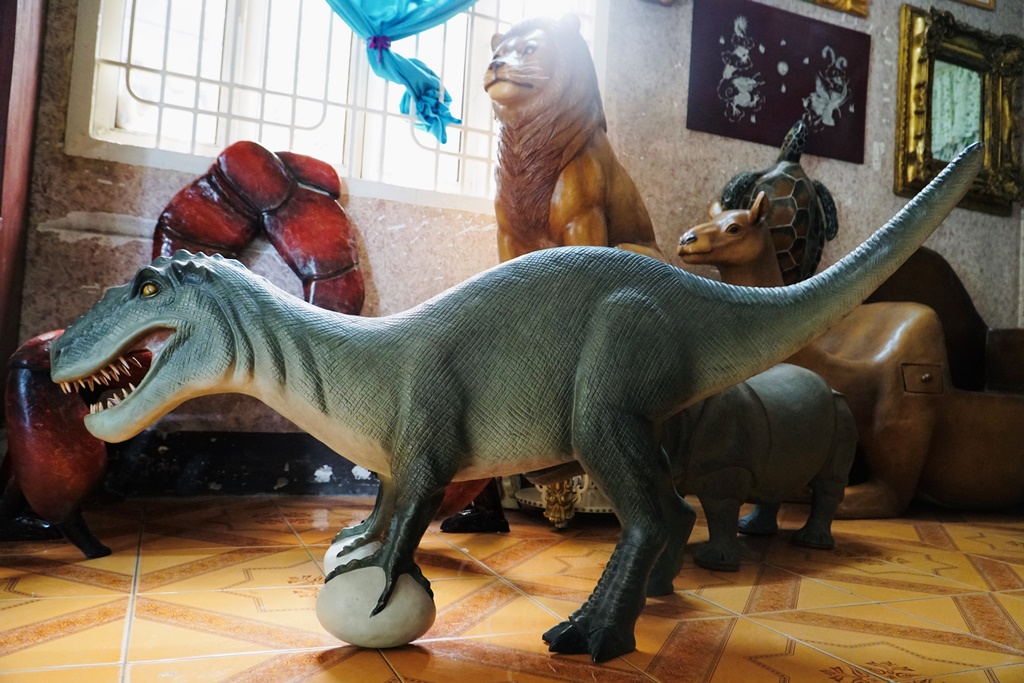 Hô biến bìa giấy carton thành con vật, bàn ghế - ảnh 9