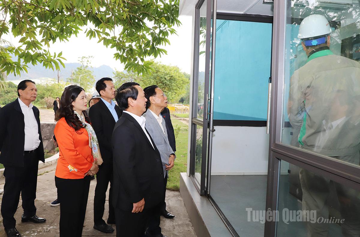 dong_chi_bi_thu_tinh...lam_viec_voi_cty_cp_giay_an_hoa_a4