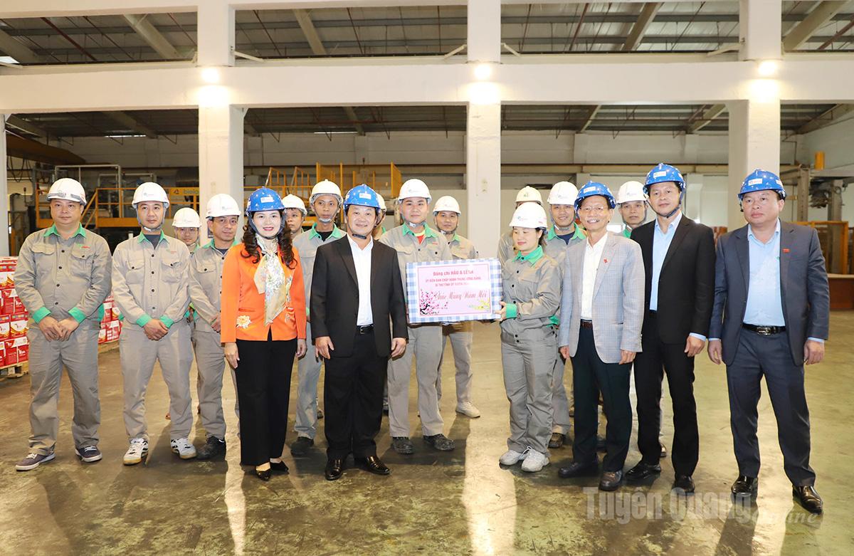 dong_chi_bi_thu_tinh...lam_viec_voi_cty_cp_giay_an_hoa_a5